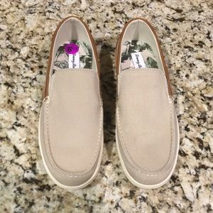 Tommy Bahama size 8.5 deck shoes